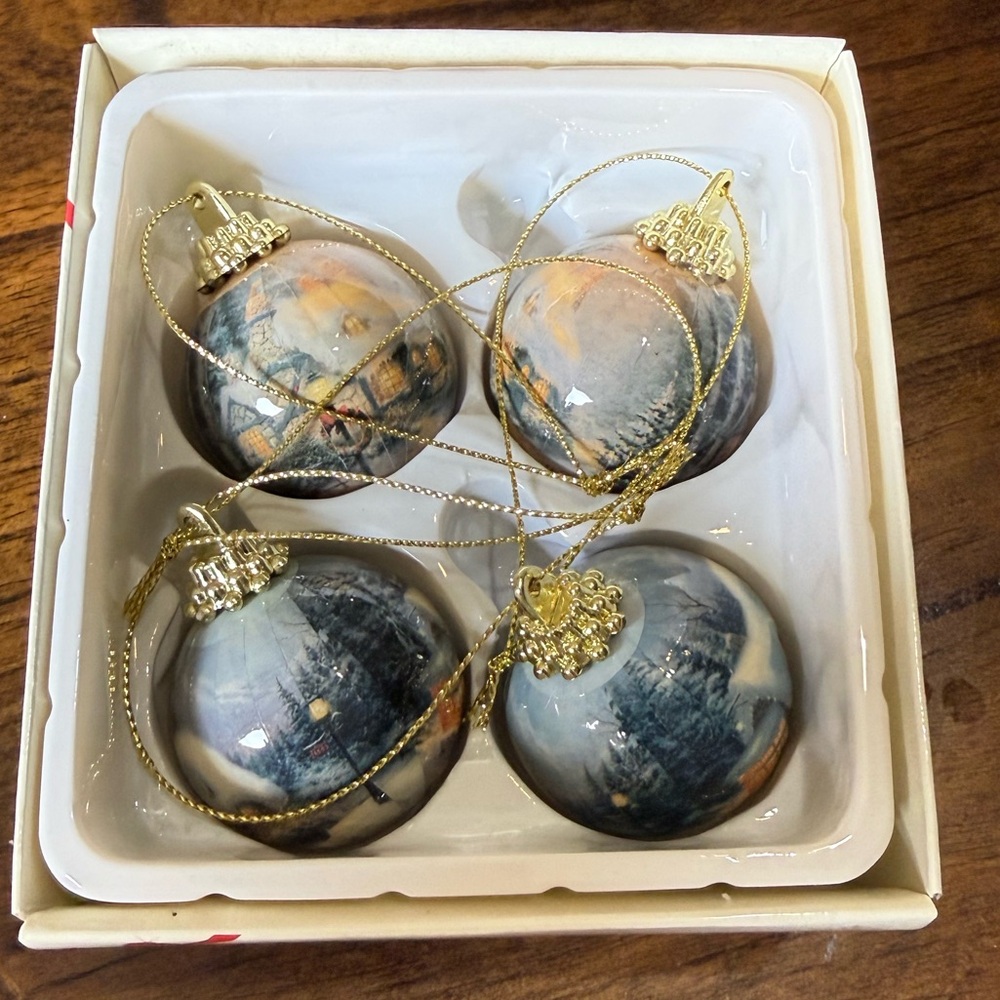 Thomas Kinkade Elegant Holiday Decoupage Ball Ornaments Set - Winter Scenes